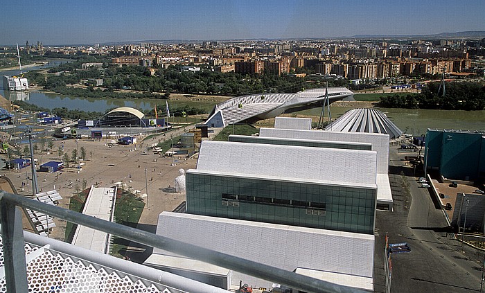 Saragossa EXPO Zaragoza 2008: Blick aus dem Wasserturm (Torre del Agua) Basílica del Pilar Brücken-Pavillon Ebro Eisberg Pasarela del Voluntariado