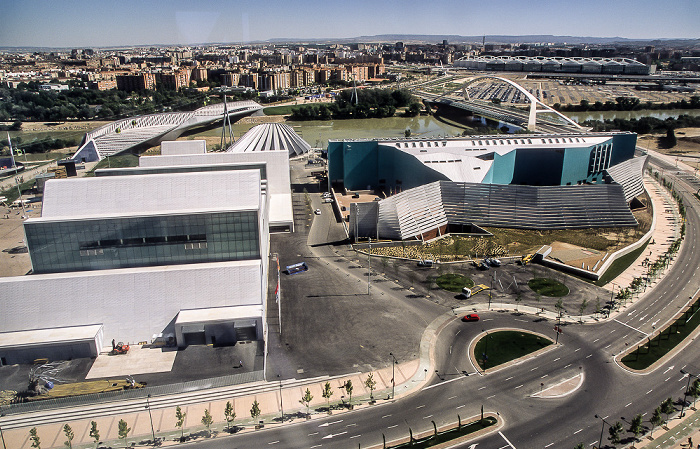 Saragossa EXPO Zaragoza 2008: Blick aus dem Wasserturm (Torre del Agua) Bahnhof Zaragoza-Delicias Brücke des Dritten Jahrtausends Brücken-Pavillon Ebro Hotel Hiberus Kongresszentrum