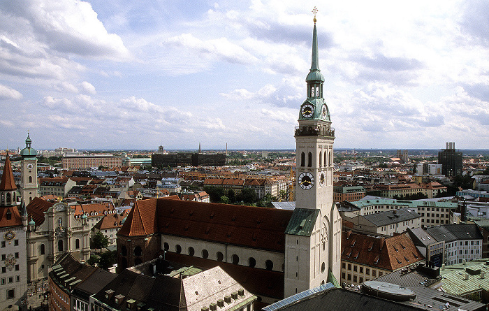 Blick vom Rathausturm (Neues Rathaus): St. Peter (Alter Peter) München