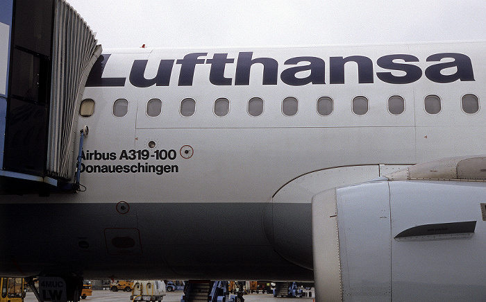 Flughafen Franz Josef Strauß: Lufthansa-Airbus A 319-100 Donaueschingen München