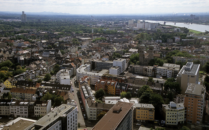 Blick vom KölnTriangle: Deutz Köln