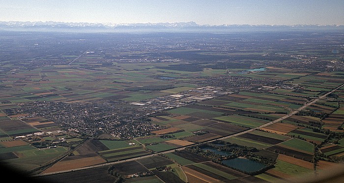 Bayern - Landkreis Freising: Neufahrn bei Freising, Autobahn A 92 Deggendorf - München Luftbild aerial photo
