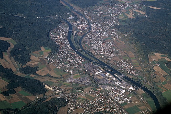 Bayern - Landkreis Kelheim: Kelheim, Zusammenfluss von Donau (links) und Altmühl (Main-Donau-Kanal) Landkreis Kelheim