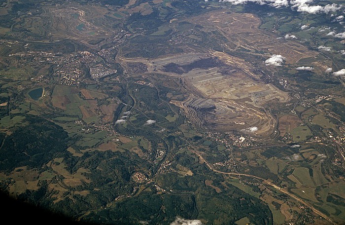 Karlovarsky kraj - Braunkohletagebau bei Chodov Luftbild aerial photo