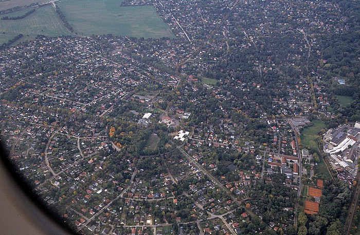 Brandenburg - Landkreis Märkisch-Oderland: Neuenhagen bei Berlin (Bollensdorf) Luftbild aerial photo