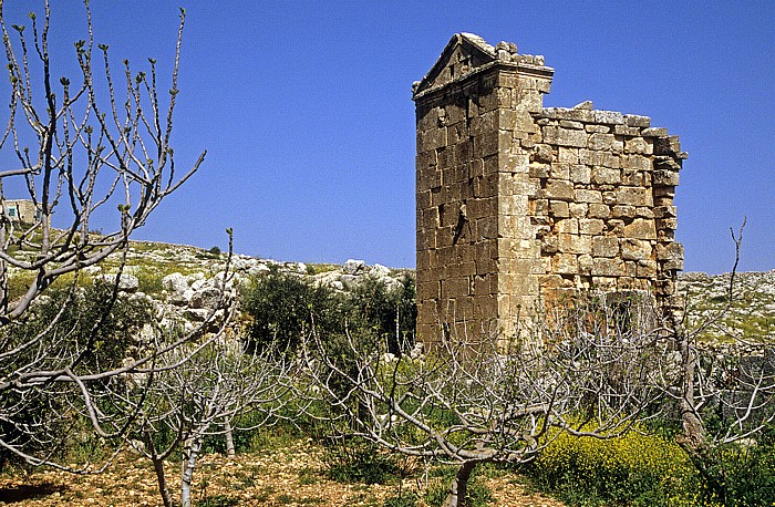 Qatura Die Toten Städte: Turm