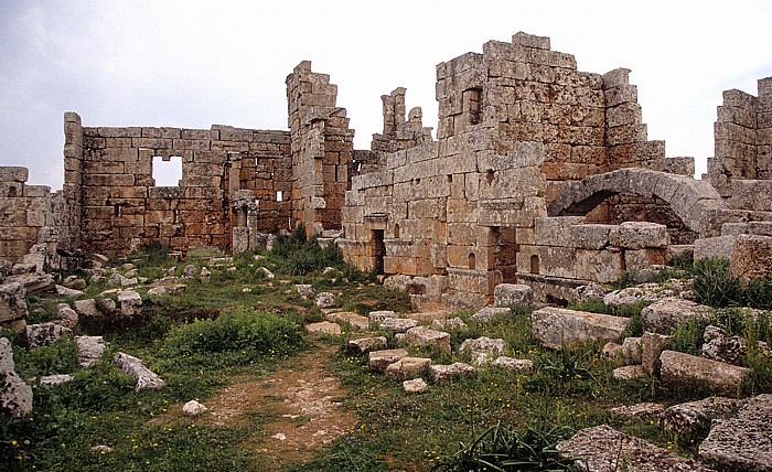 Die Toten Städte: Antike Siedlung im Jebel Zawiya Serjilla