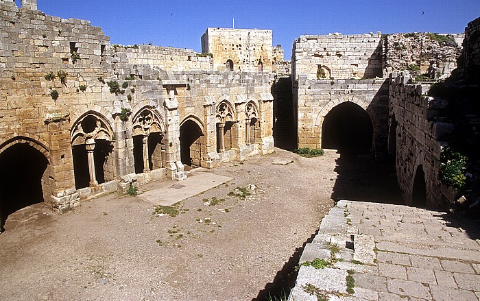 Tell Kalach Krak des Chevaliers: Unterer Hof