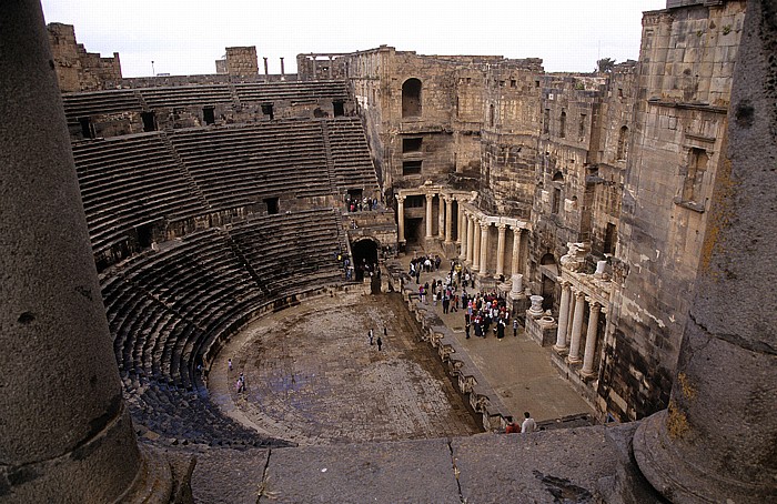 Römisches Theater (Zitadelle): Zuschauerraum (Cavea), Orchestra, Bühnenbau Bosra