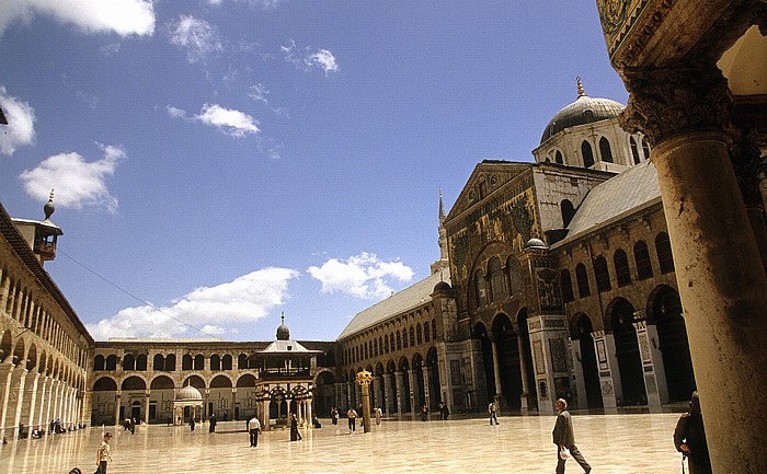 Damaskus Altstadt: Omayyaden-Moschee: Hof (Sahn)