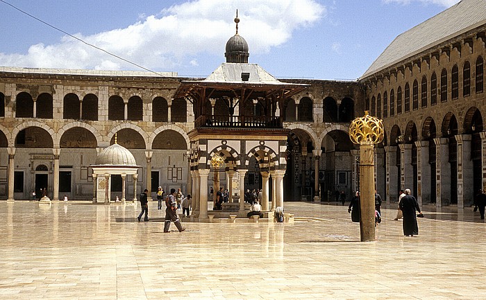Damaskus Altstadt: Omayyaden-Moschee: Hof (Sahn)
