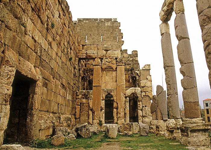 Baalbek Römischer Sakralbezirk: Propyläen (Eingangshalle)