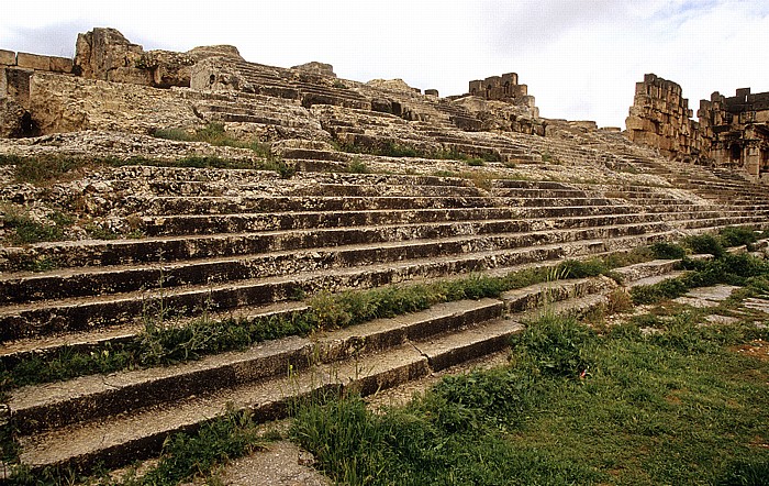 Baalbek Römischer Sakralbezirk: Tempel des Jupiter Heliopolitanus: Zugangstreppe