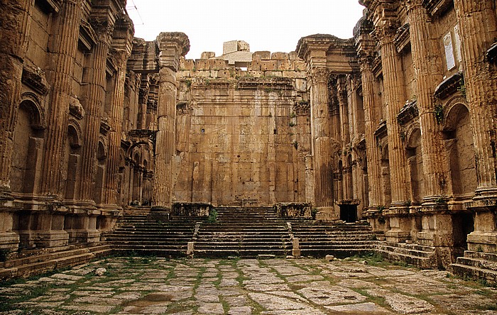 Baalbek Römischer Sakralbezirk: Tempel des Bacchus: Cella