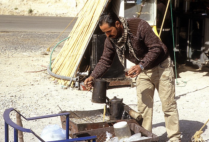 Frischgekochter Tee Wadi Mujib