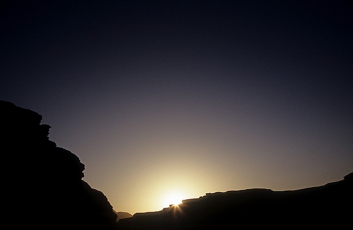 Ar Rak'a: Sonnenaufgang Wadi Rum