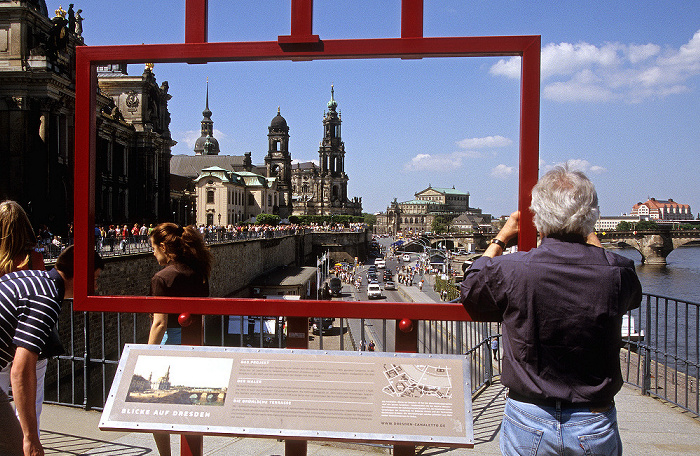 Innere Altstadt (Brühlsche Terrasse): Installation Blicke auf Dresden Augustusbrücke Erlweinspeicher Hausmannsturm Katholische Hofkirche Kunstakademie Sächsisches Ständehaus Sekundogenitur Semperoper