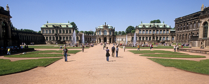 Innere Altstadt: Zwinger: Zwingerhof Dresden