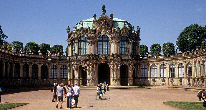 Innere Altstadt: Zwinger: Zwingerhof, Wallpavillon Dresden