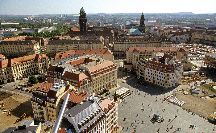 Dresden Bick von der Kuppel der Frauenkirche: Innere Altstadt mit Neumarkt Altmarkt Kreuzkirche Rathaus