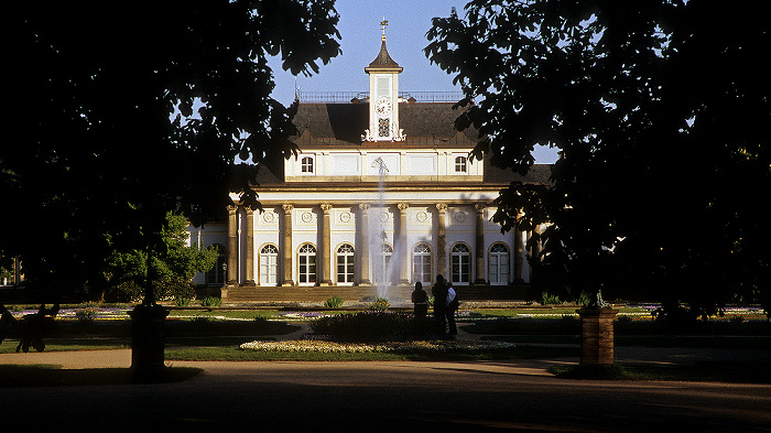 Schlosspark Pillnitz: Lustgarten, Neues Palais Dresden