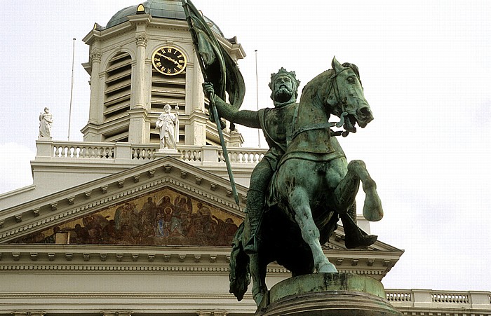 Brüssel Königsplatz (Place Royale / Koningsplein): Reiterstandbild von Godefroy de Bouillon St-Jacques-sur-Coudenberg