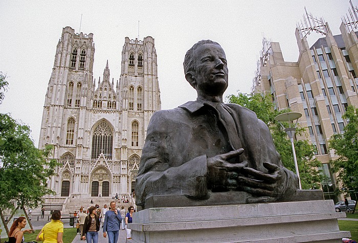 Brüssel Denkmal für König Baudouin Kathedrale St. Michel