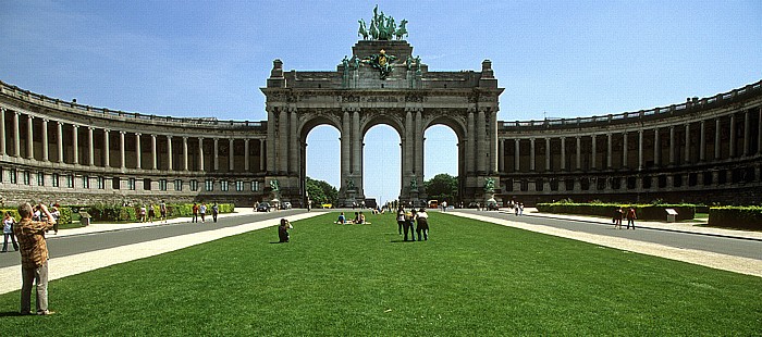 Jubelpark (Parc du Cinquantenaire): Triumphbogen Brüssel