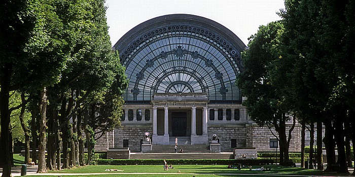 Brüssel Jubelpark (Parc du Cinquantenaire): Ausstellungshalle