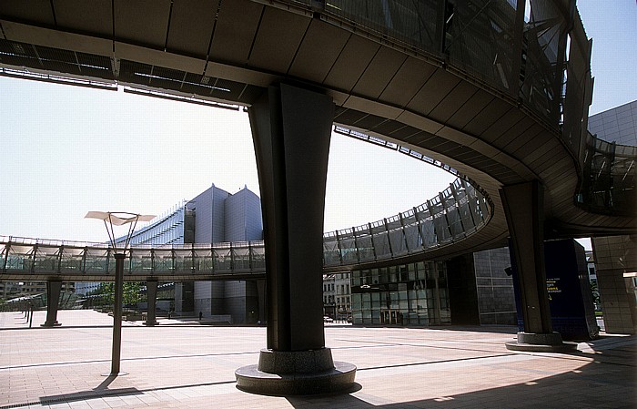 Brüssel Europaviertel: Esplanade des Europäischen Parlaments, Espace Léopold