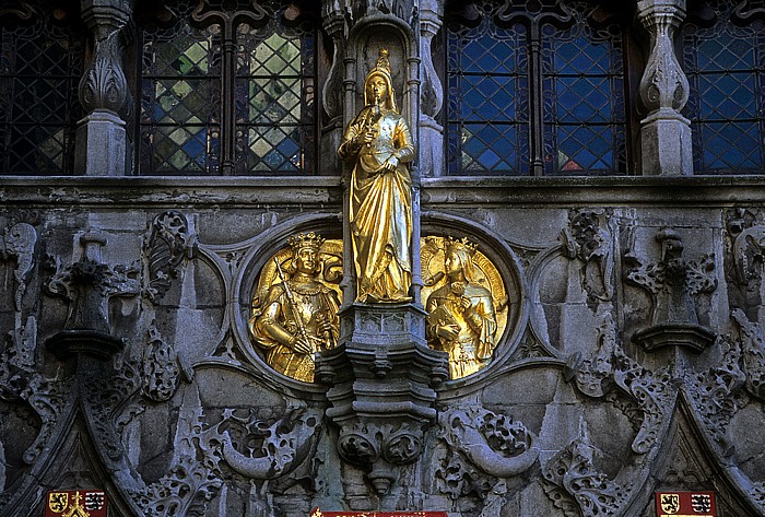 Burgplein: Heilig-Blut-Basilika (Heilig-Bloedbasiliek) Brügge