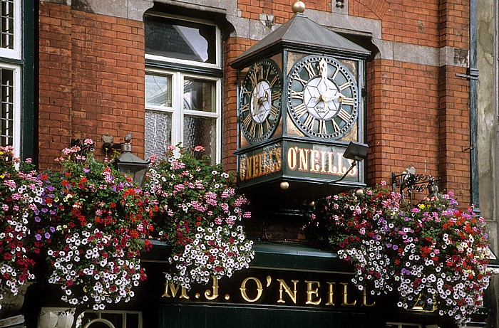 Dublin Suffolk Street: O'Neill's Bar