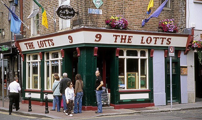 Dublin Lower Liffey Street: The Lotts