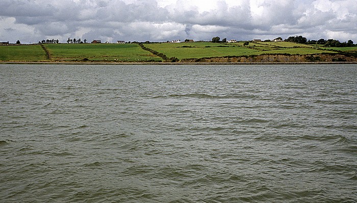 Blick von der Shannon-Autofähre Tarbert - Killimer: River Shannon, County Clare