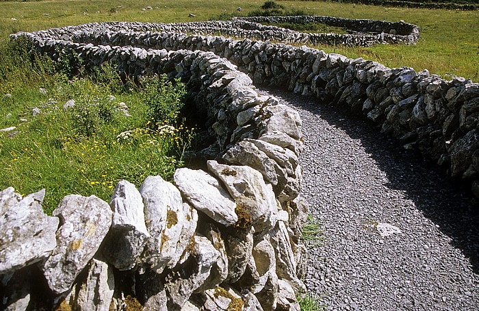 The Burren: Caherconnell Stone Fort County Clare