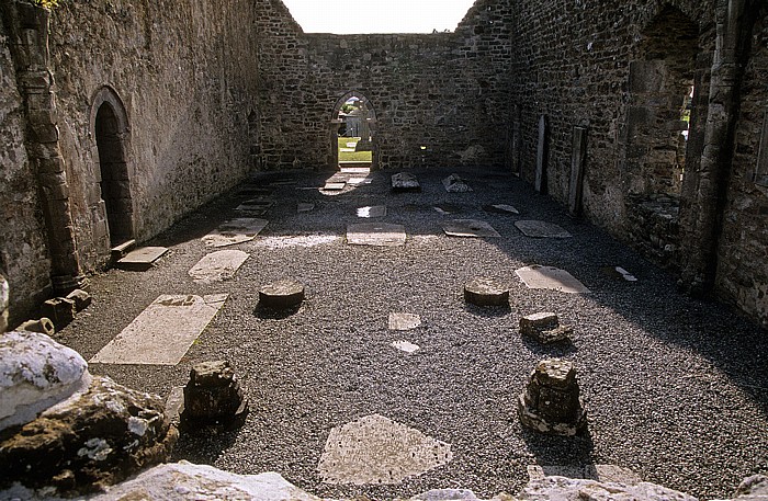 Clonmacnoise Klosterruine: Kathedrale