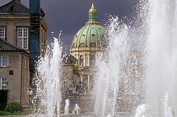 Kopenhagen Amaliehaven: Springbrunnen Marmorkirken