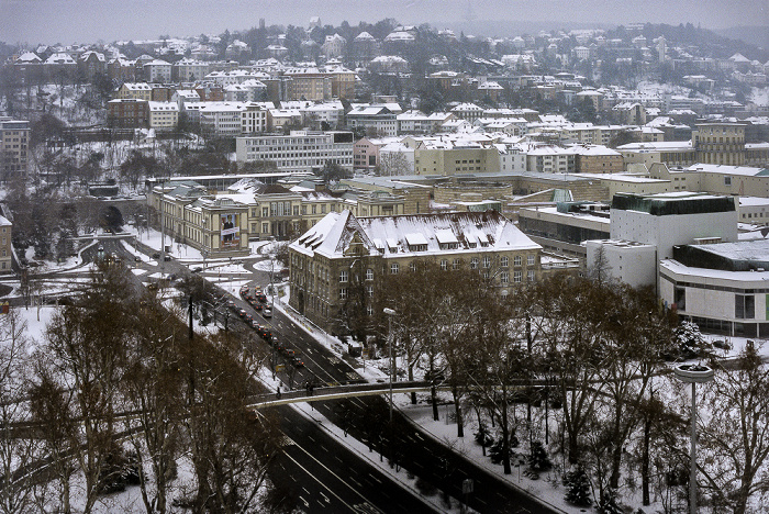 Stuttgart Hauptbahnhof: Blick vom Bahnhofsturm Alte Staatsgalerie Gablenberg Königin-Katharina-Stift Konrad-Adenauer-Straße Mittlerer Schlossgarten Neue Staatsgalerie Oberer Schlossgarten Schillerstraße Staatstheater Stuttgart