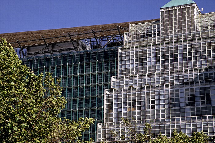 Tenderloin: Federal Office Building San Francisco