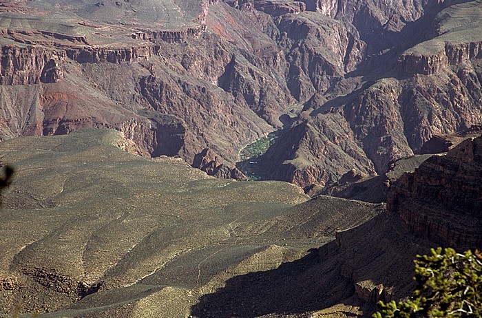 Blick von der South Rim: Grand Canyon mit dem Colorado River Grand Canyon National Park