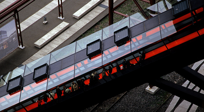 Zeche Zollverein: Blick von der Kohlenwäsche: Rolltreppe zum Eingang des Ruhr Museums Essen