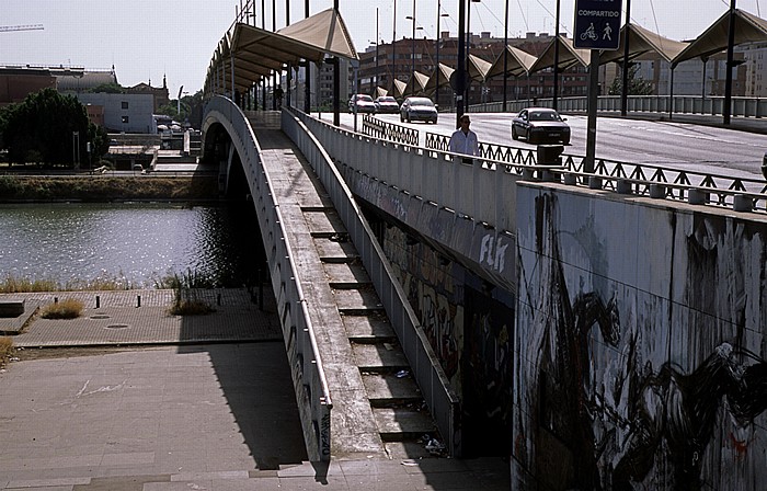 Sevilla Puente del Cristo de la Expiración über den Guadalquivir