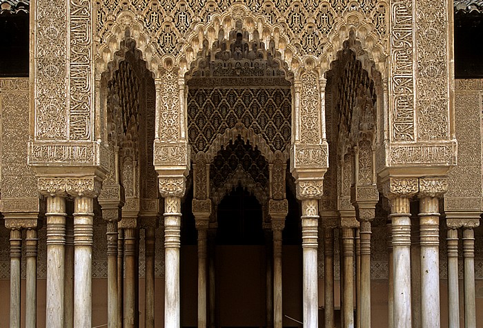Granada Alhambra: Palacios Nazaríes: Patio de los Leones (Löwenhof)