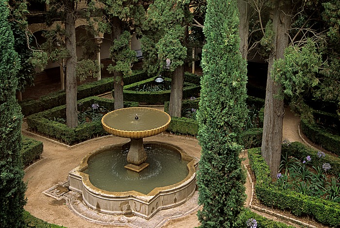Granada Alhambra: Palacios Nazaríes: Patio de Lindaraja (Lindarajahof)