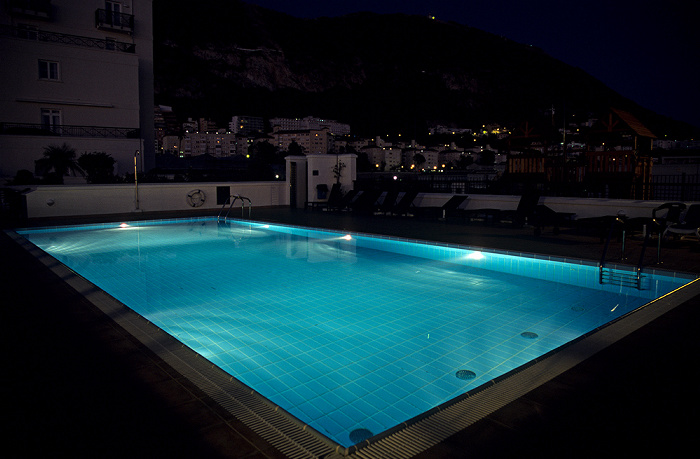 Cormoran Camber: Swimming Pool Gibraltar