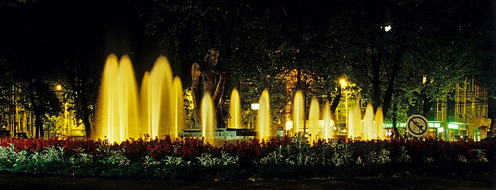 Bukarest Parcul Izvorul Rece: Brunnen