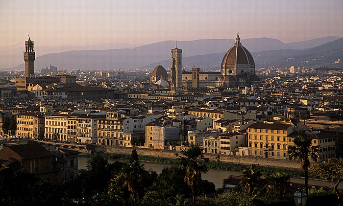 Florenz Blick vom Piazzale Michelangelo Arno Baptisterium Campanile Dom Palazzo Vecchio