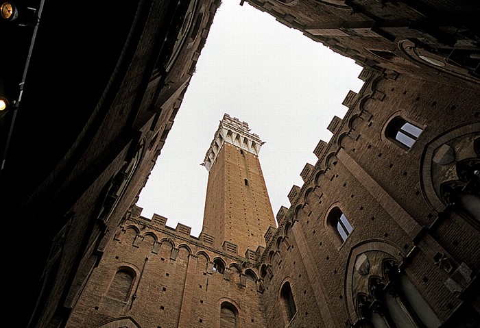 Siena Palazzo Comunale (Palazzo Pubblico, Rathaus), Torre del Mangia (Turm des Palastes)