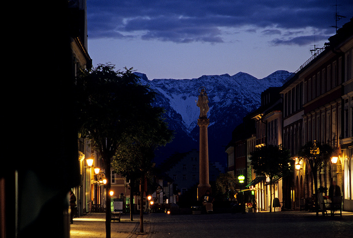 Murnau Obermarkt / Untermarkt: Mariensäule