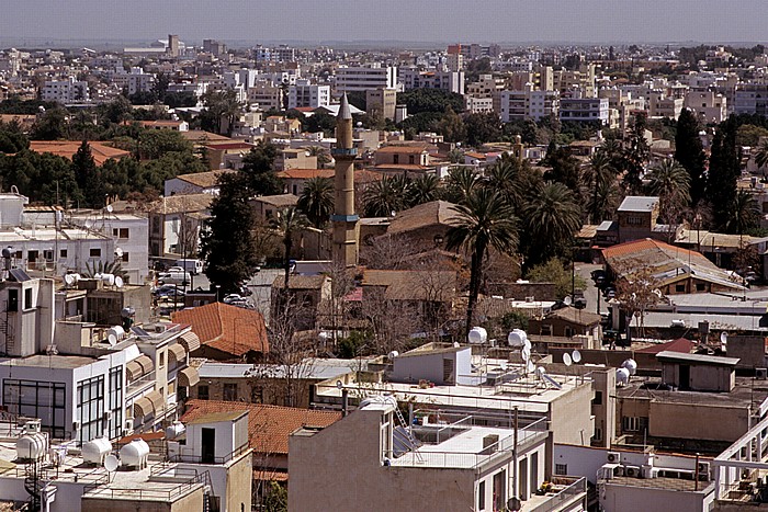 Nikosia Griechische Altstadt: Blick vom Shakolas-Turm: Omeriye-Moschee